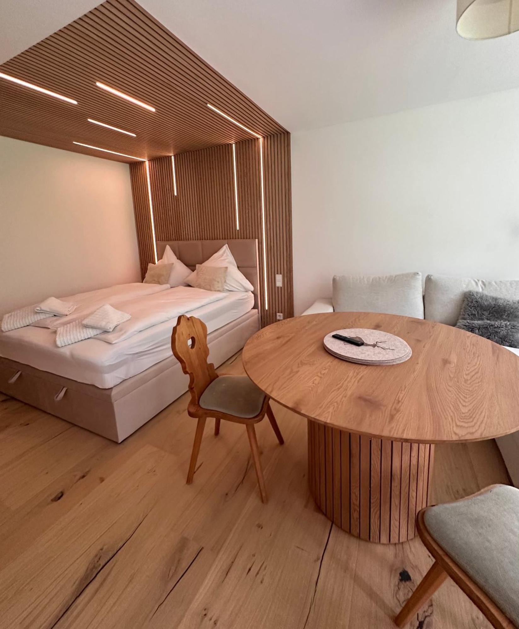 Studio Mit Indoor Pool Und Garten 洛弗附近圣马丁 外观 照片